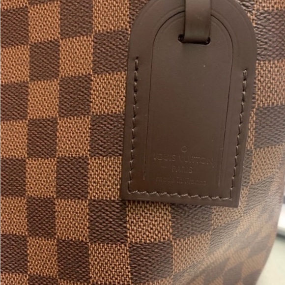 Authentic Louis Vuitton Graceful MM - Picture 4 of 13